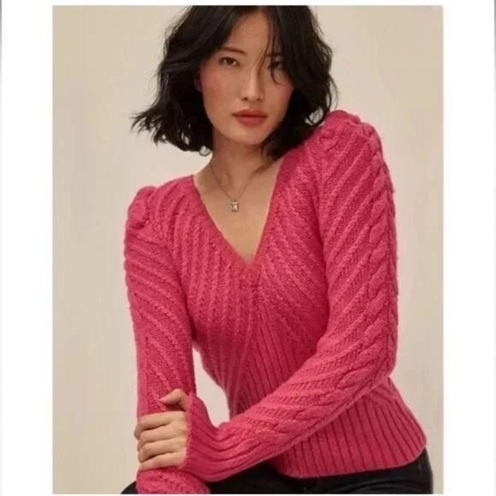 White House Black Market Puffy Sleeve Knit Sweater